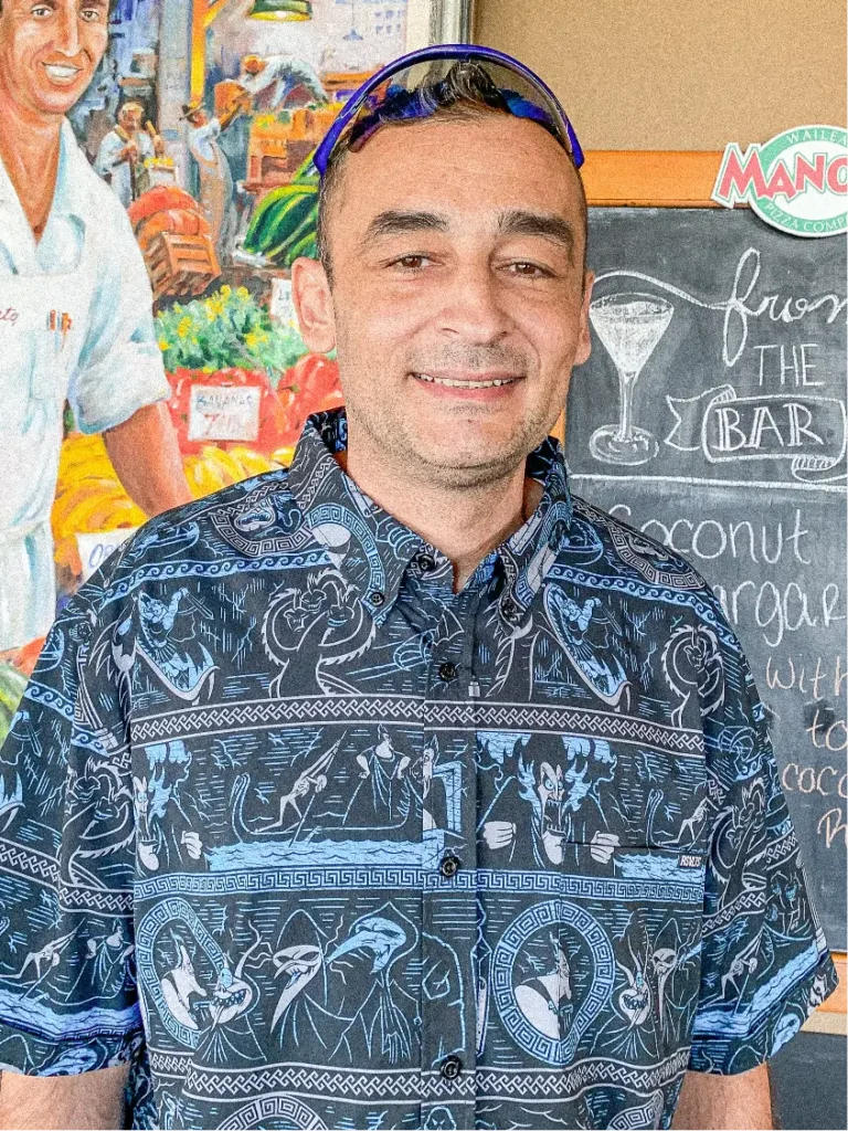 General manager of Manoli’s Pizza Company overseeing Wailea Maui restaurant operations, guest experience, and hospitality excellence.