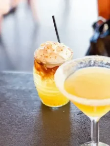 happy hour wailea maui manolis pizza company